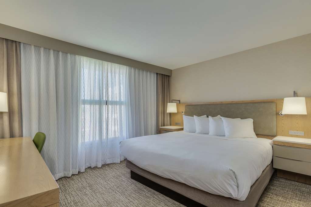 Фото DoubleTree by Hilton Phoenix Chandler