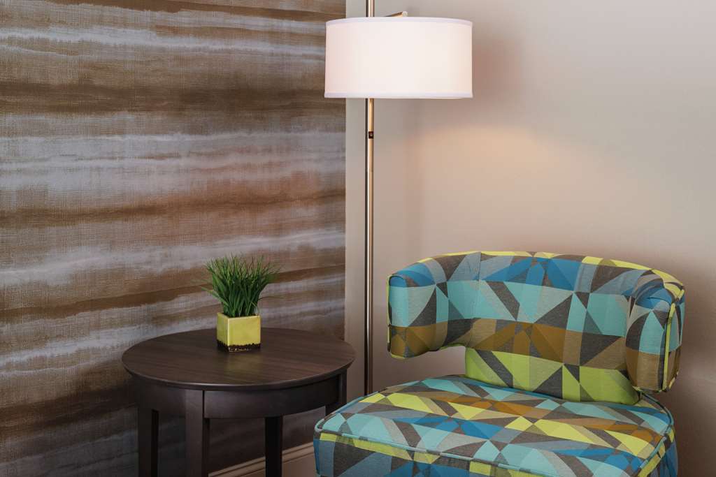 Фото Hotel Trilogy Albany Airport, Tapestry Collection by Hilton