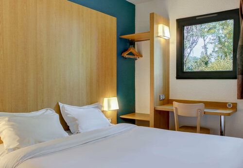 Гостиница B&b Hotel Aubagne Gémenos в Обани