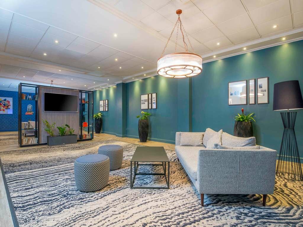 Фото Mercure Cardiff North Hotel