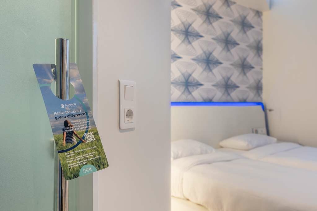 Фото Park Inn by Radisson Amsterdam City West