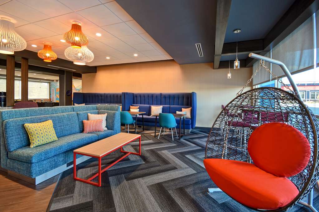 Фото Tru by Hilton Concord
