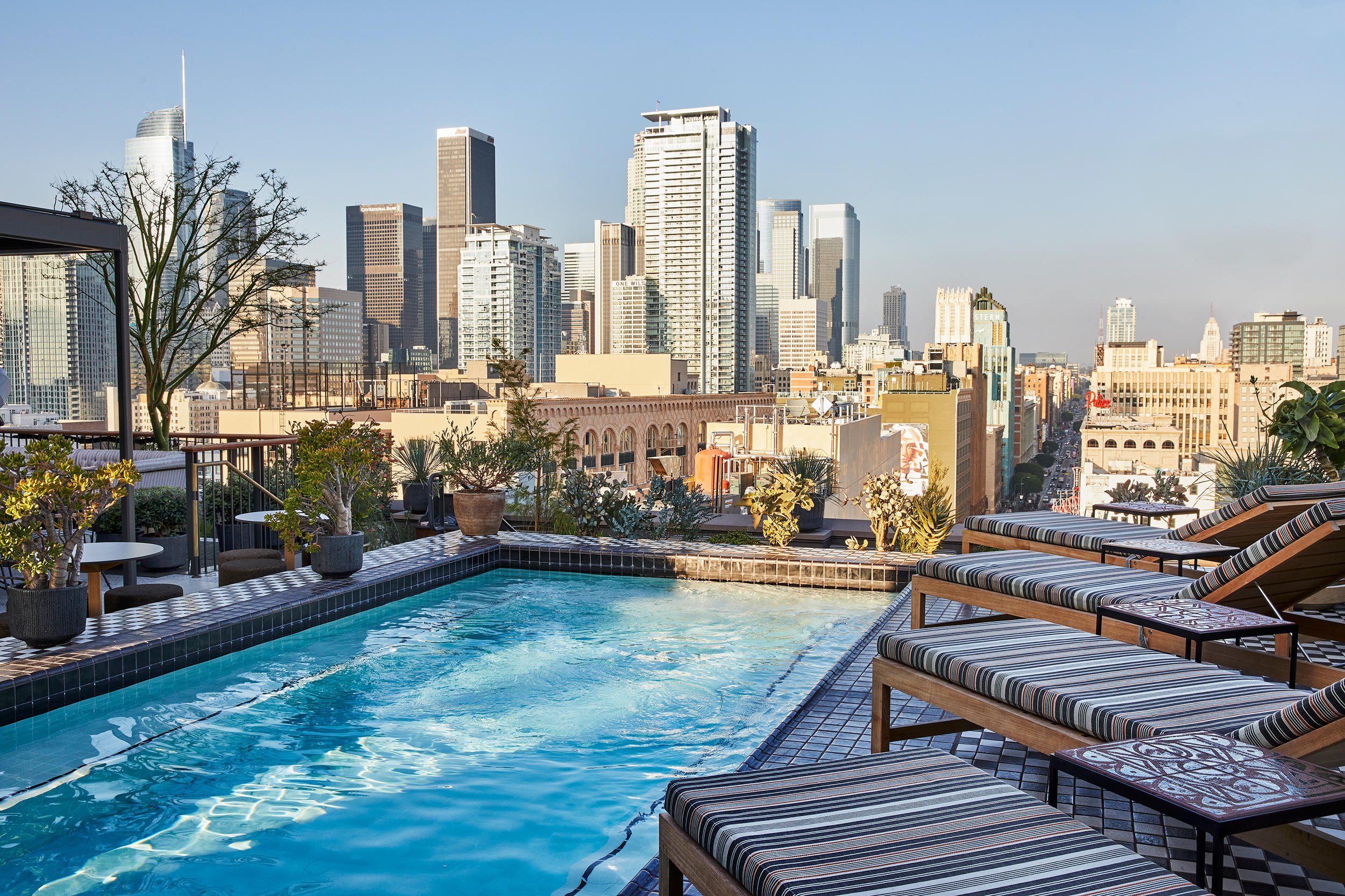 Фото Downtown Los Angeles Proper Hotel, a Member of Design Hotels