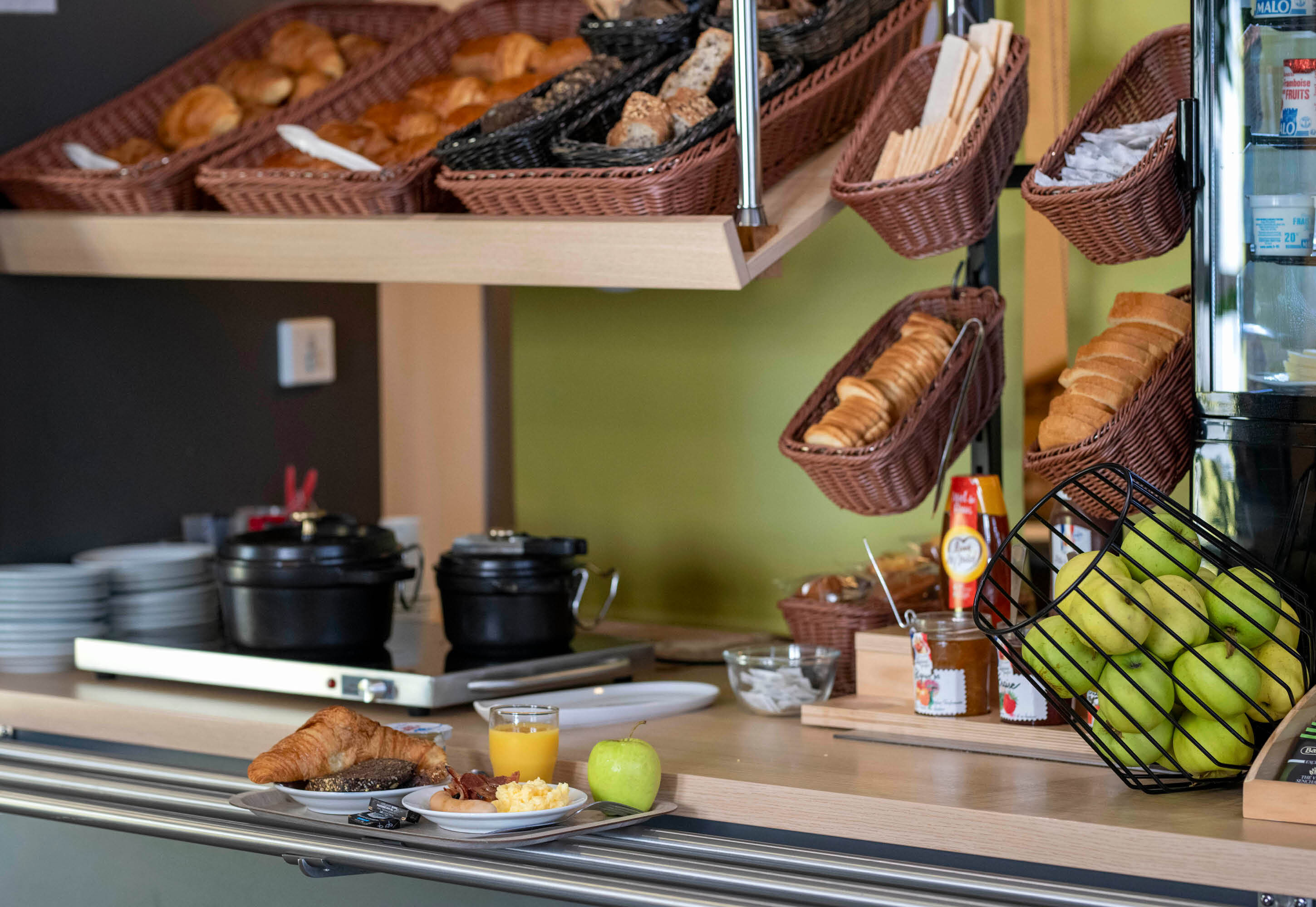 Фото B&b Hotel Avignon - 1