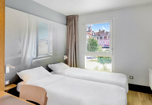 Гостиница B&b Hotel Dunkerque Centre Gare в Кудекерк-Бранше
