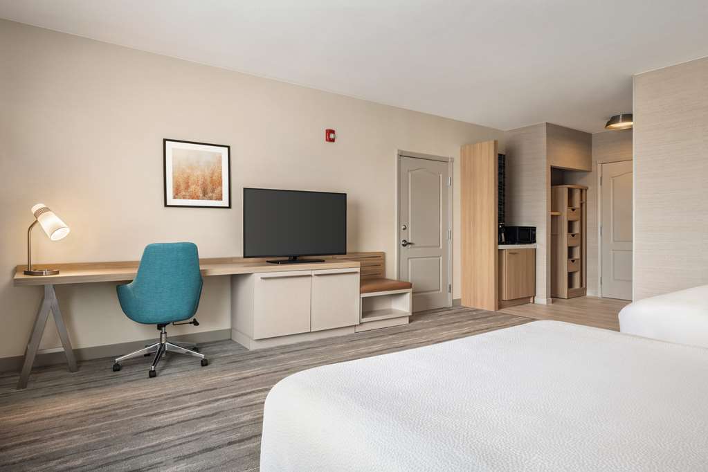 Фото Hilton Garden Inn Fort Collins