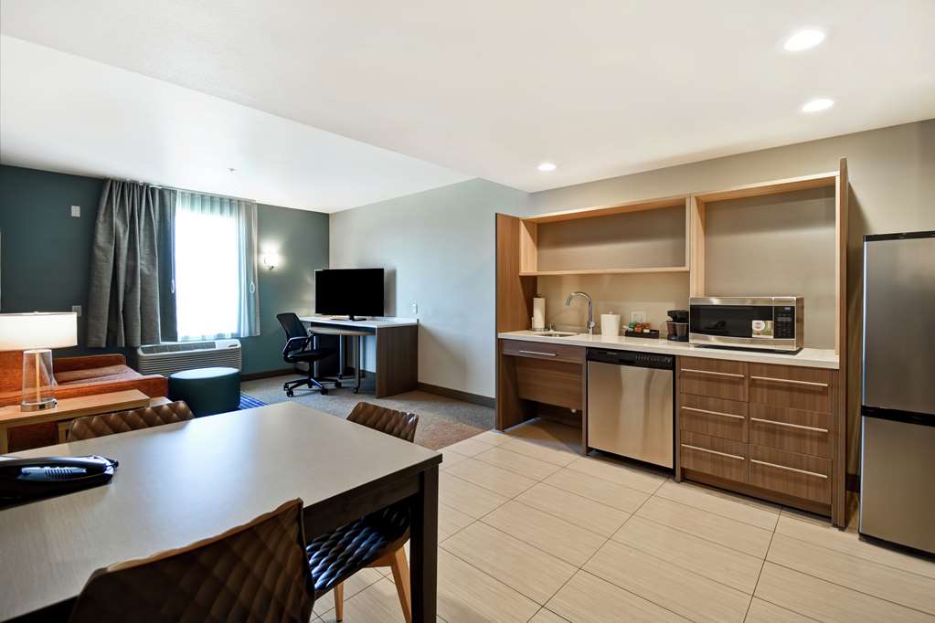 Фото Home2 Suites by Hilton Victorville
