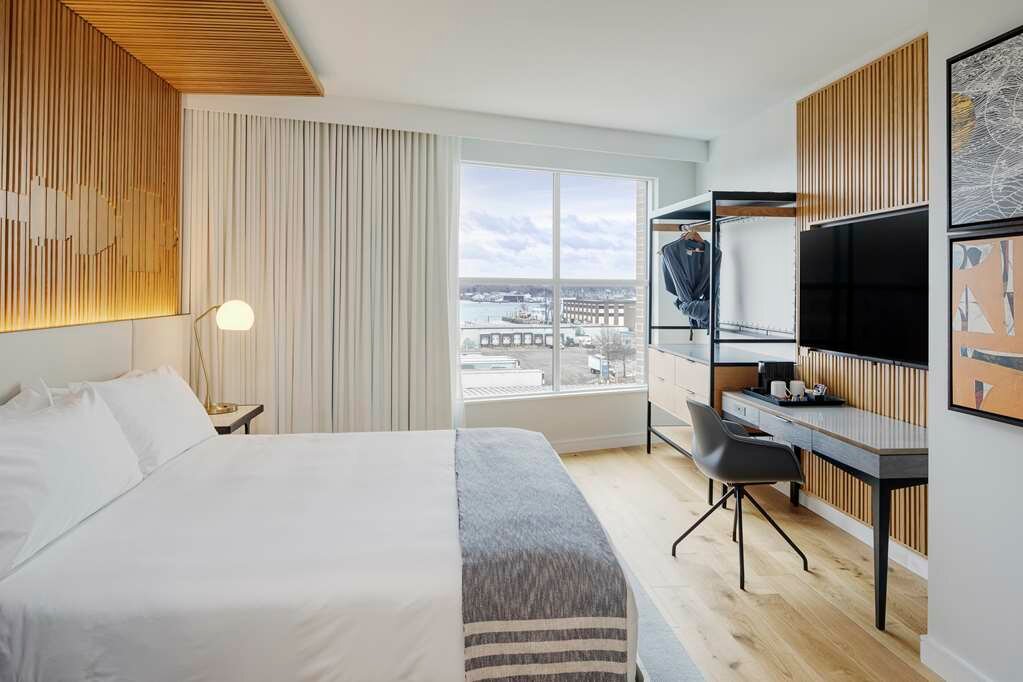 Фото Canopy by Hilton Portland Waterfront