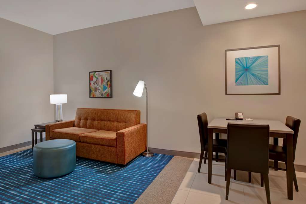 Фото Home2 Suites by Hilton Charlotte Northlake