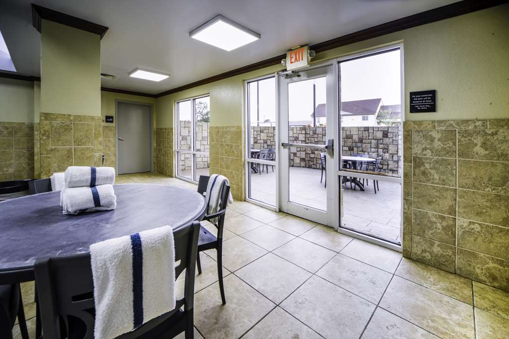 Фото Hampton Inn Bryant