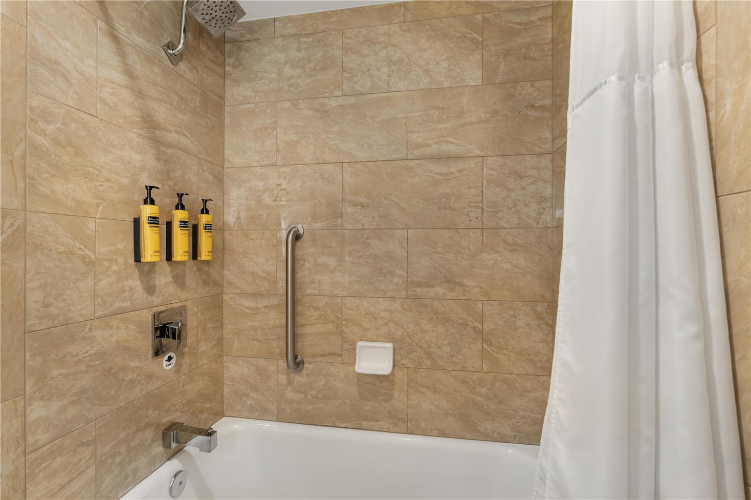 Фото Best Western Plus Carriage Inn