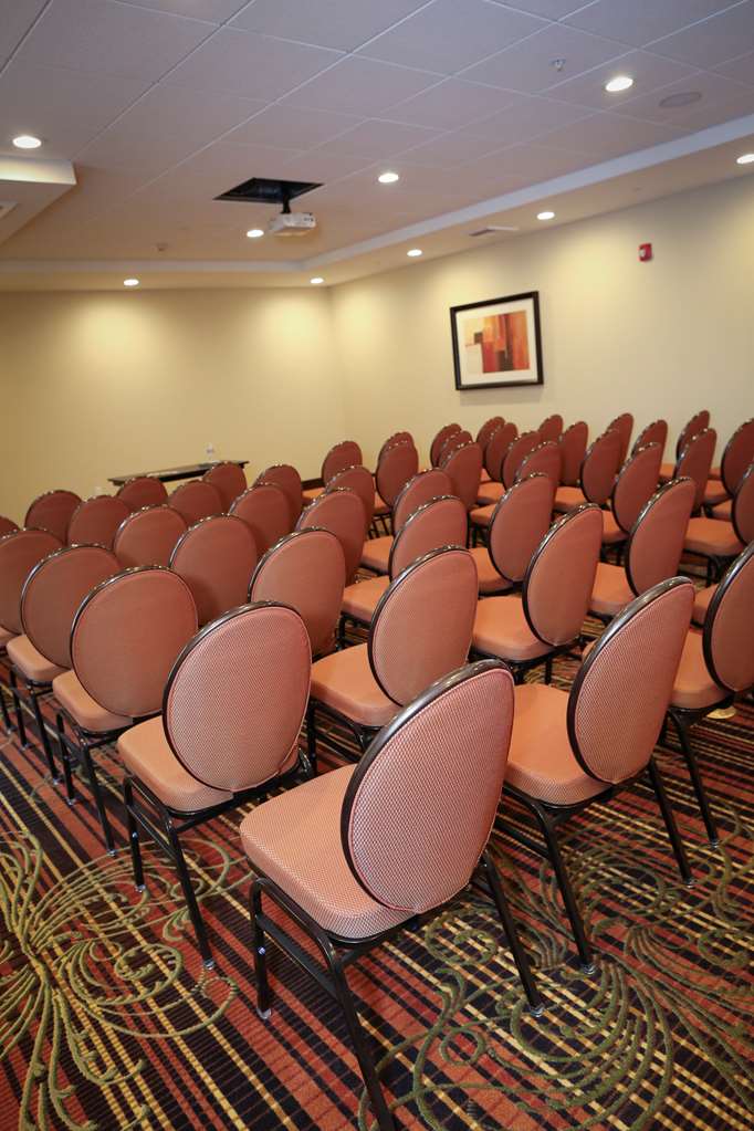 Фото Hampton Inn Union City