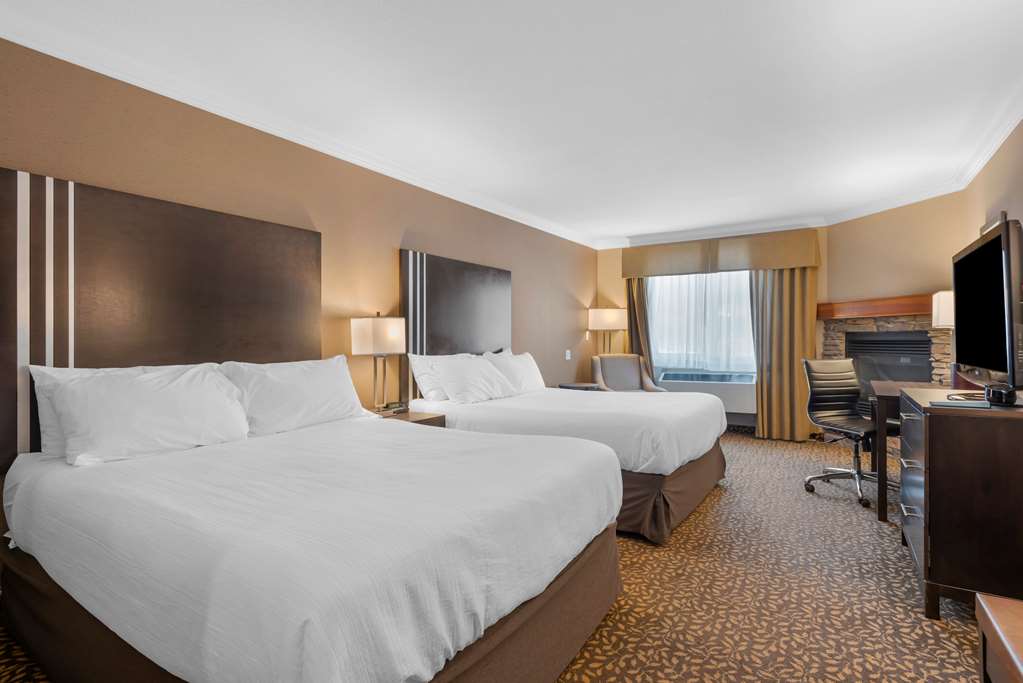 Фото Best Western Plus Fernie Mountain Lodge