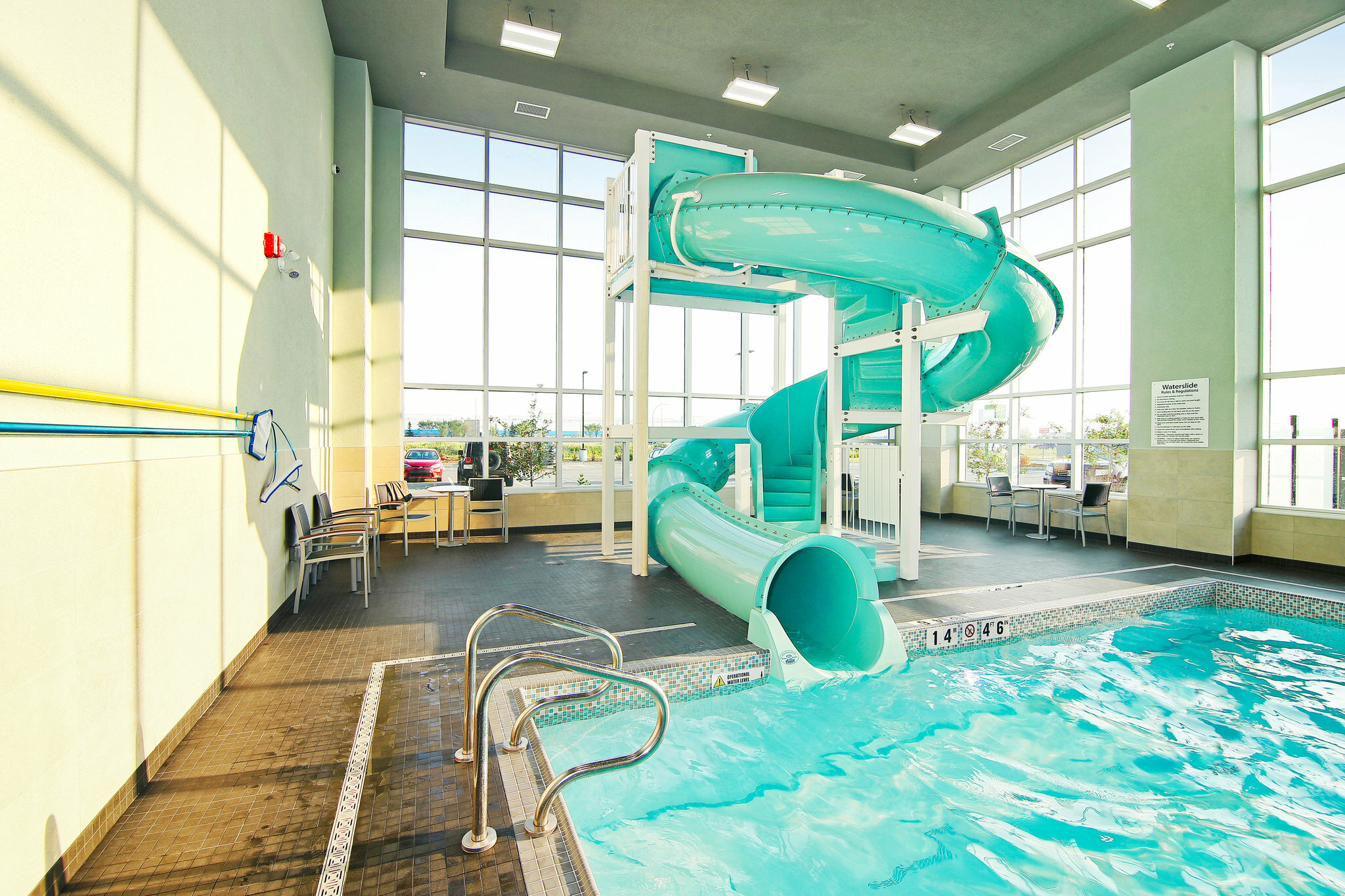 Фото Holiday Inn Hotel & Suites Calgary Airport North by IHG