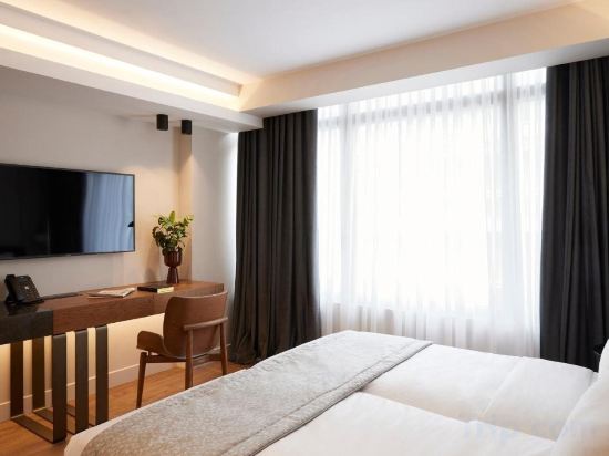 Фото Teight Hotel