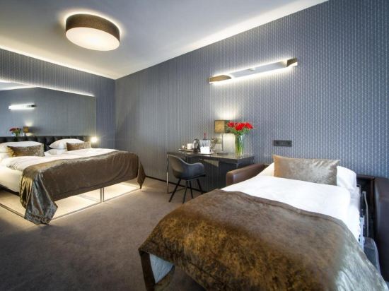 Фото Hotel Mucha