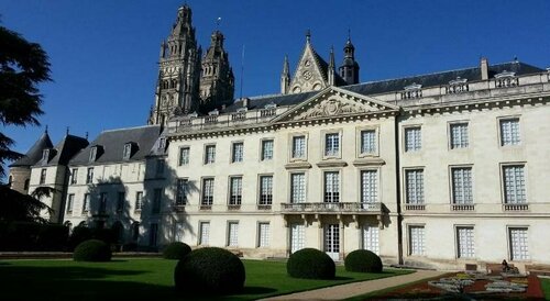 Гостиница Chambres d'hôtes La Sorellerie в Туре