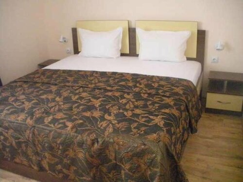 Гостиница Guest House Byki в Елените