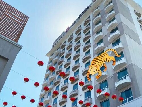 Гостиница L A Hotel в Тавау