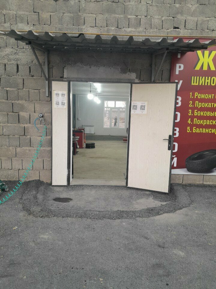 Tire service Tire Fitting Workshop, Chimkent, photo