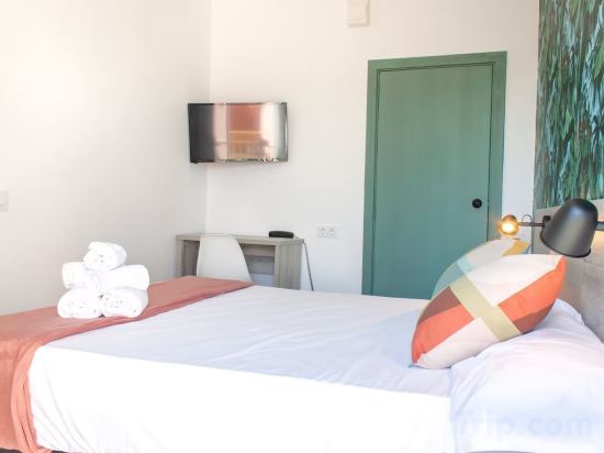 Фото 4U Miranda Hotel