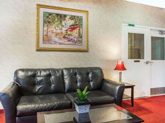 Фото Ramada Limited 100 Mile House