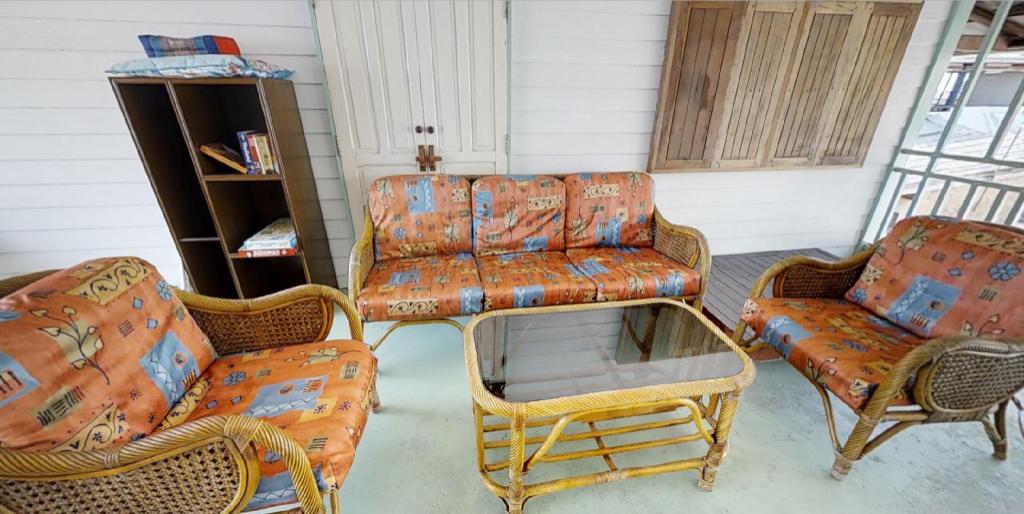 Фото IsHOME& Hashery