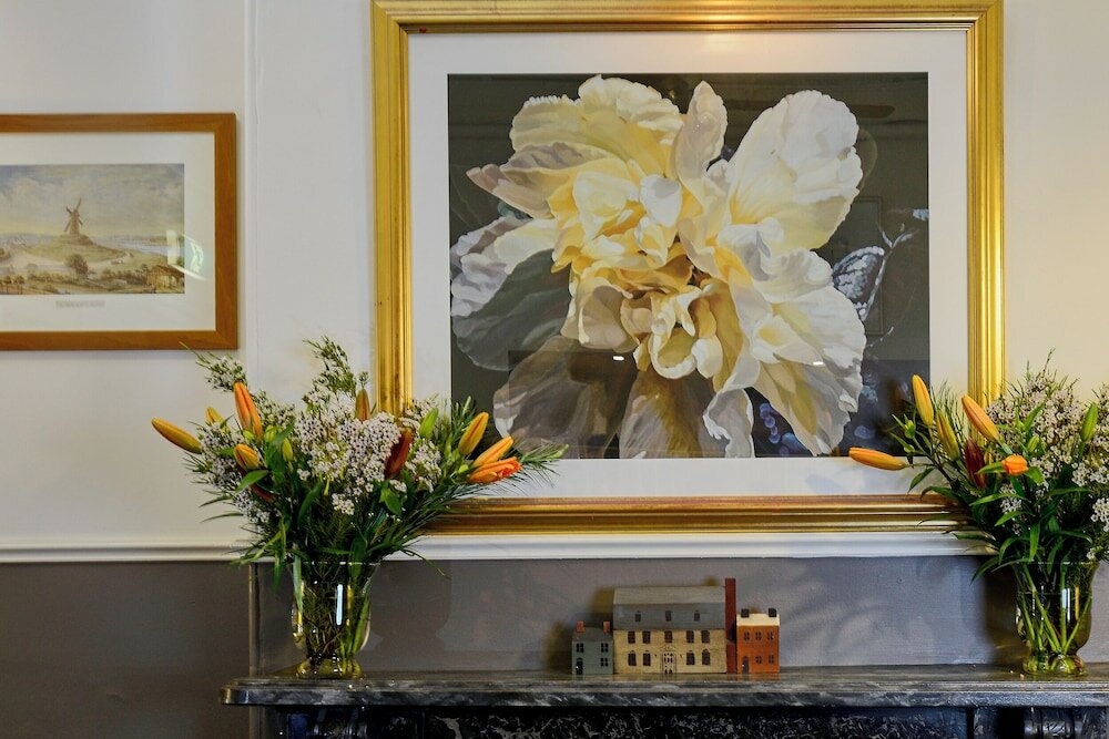 Фото The Russell Boutique Hotel