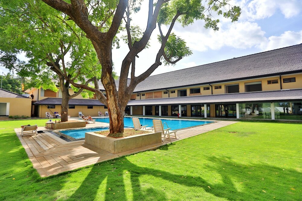 Фото Rajarata Hotel