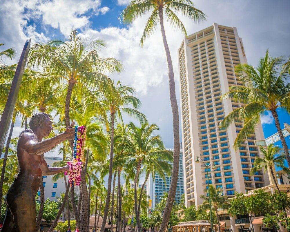 Фото Hyatt Regency Waikiki Beach Resort & SPA