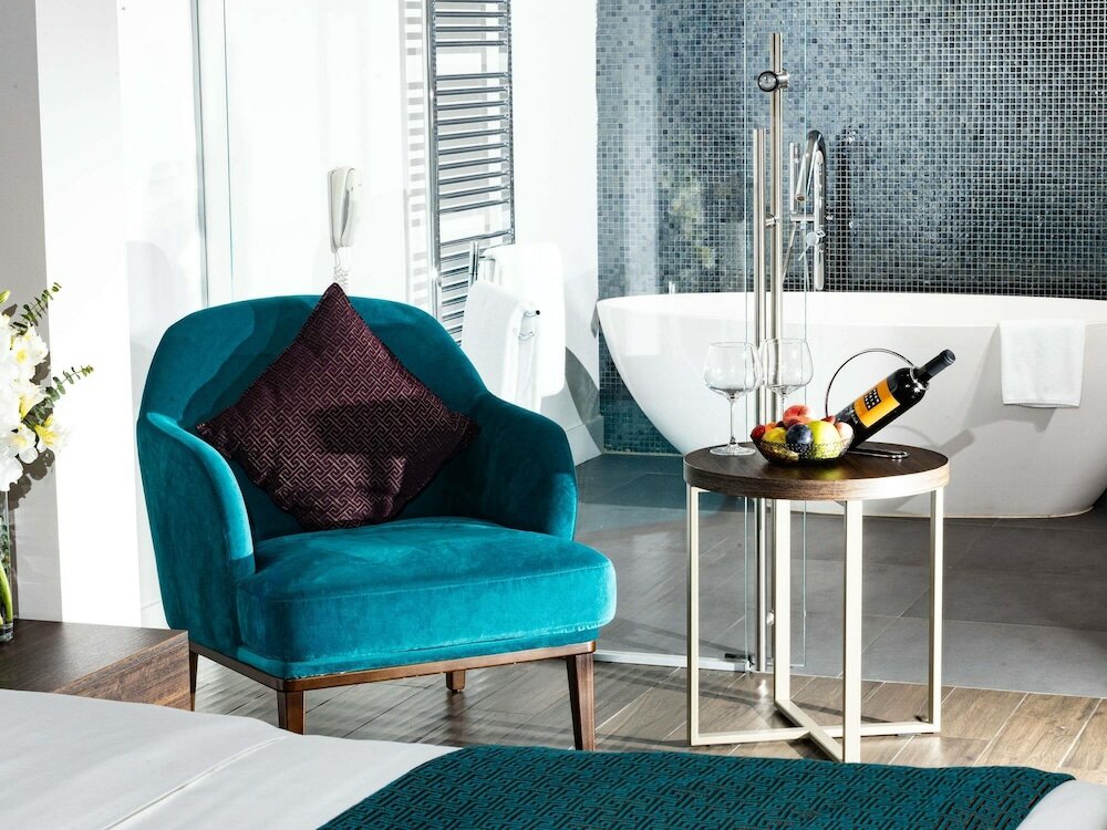 Фото Mercure Almaty City Center