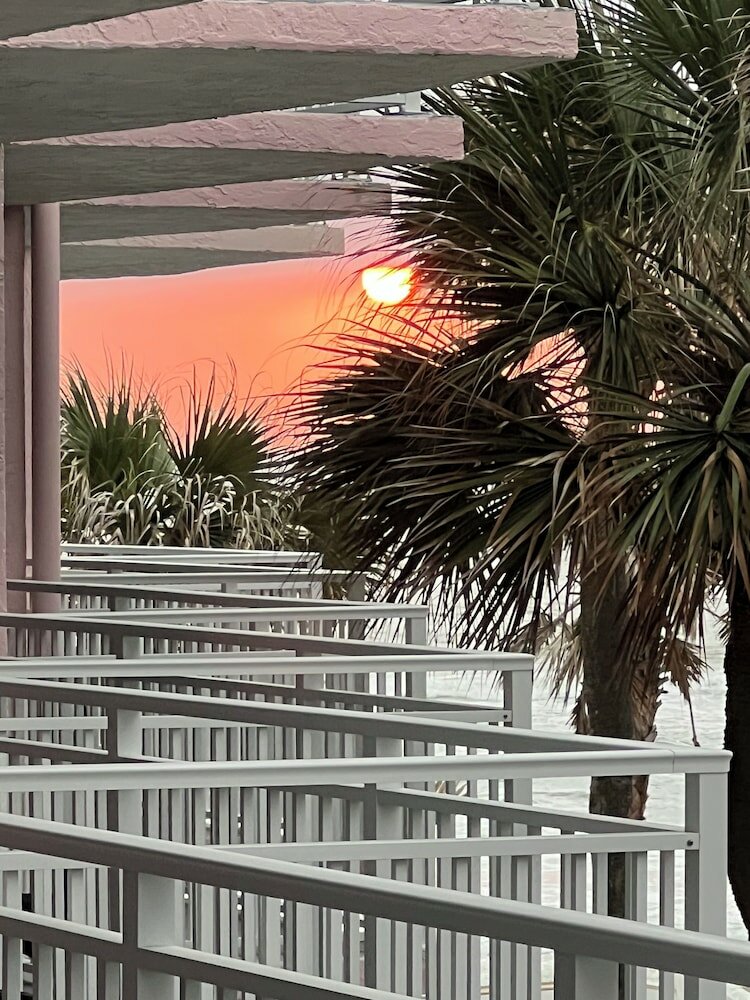 Фото Flamingo Inn Beachfront
