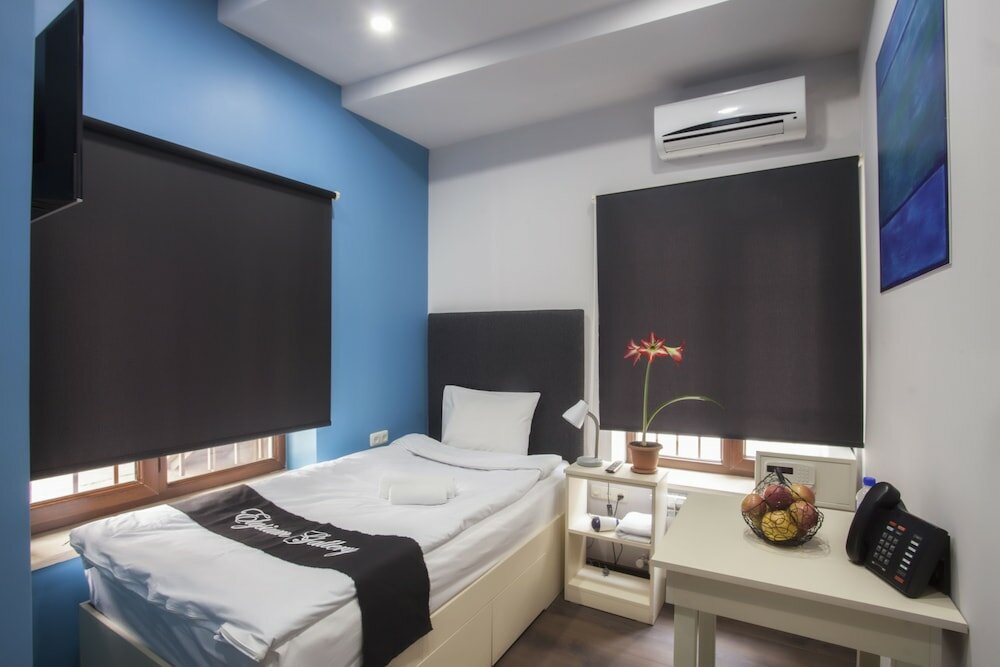 Фото Elysium Gallery