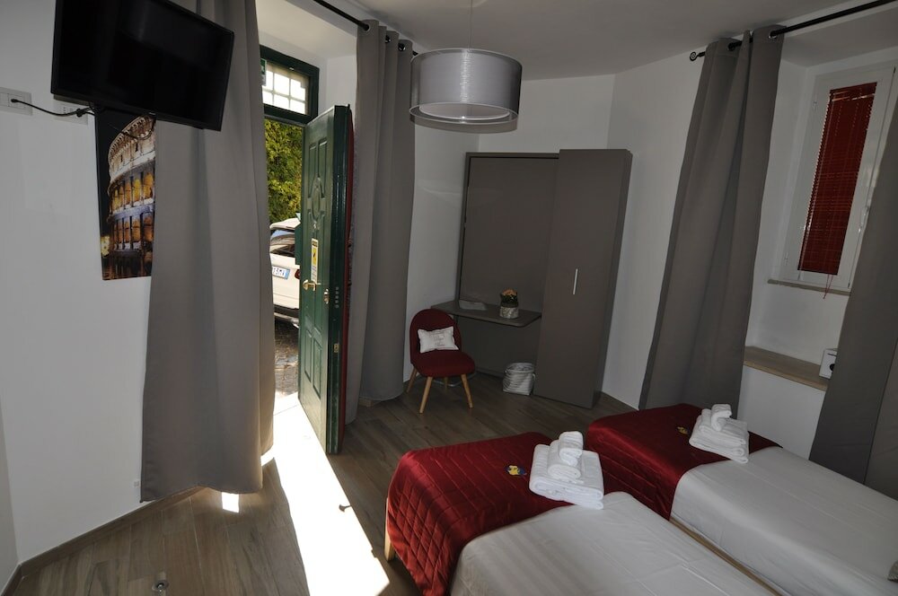 Фото Flatinrome Trastevere Deluxe Rooms