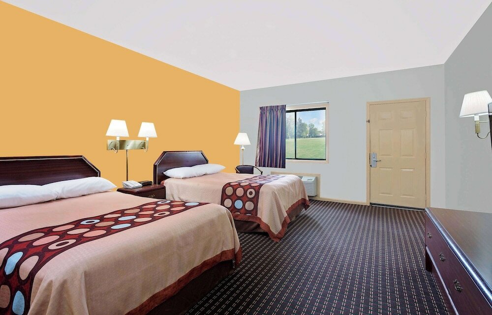 Фото Super 8 by Wyndham Hillsville