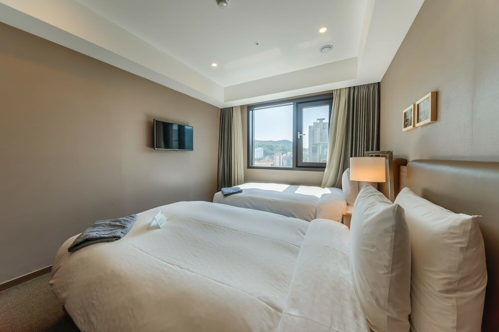 Фото Busan Business Hotel