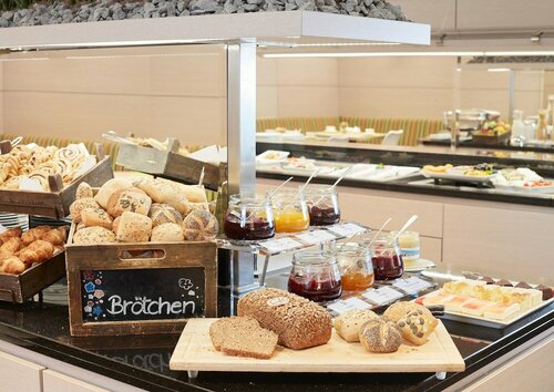 Внешний вид отеля Living Hotel Düsseldorf в Дюссельдорфе, фото 5