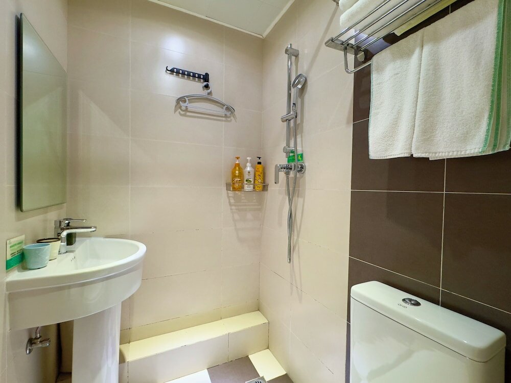 Фото Beijing Dongdan Hotel