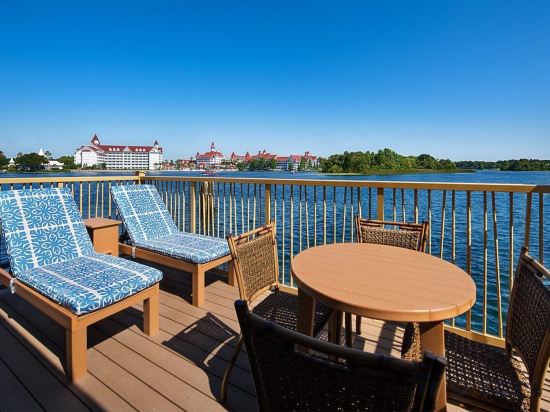 Фото Disney's Polynesians Village Resort