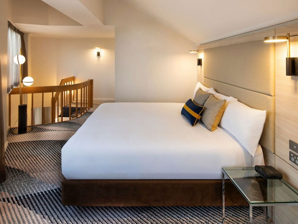 Фото Novotel Sydney Parramatta