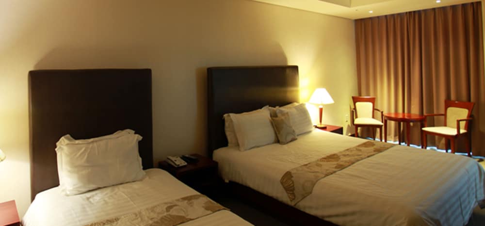 Фото Sunshine Hotel