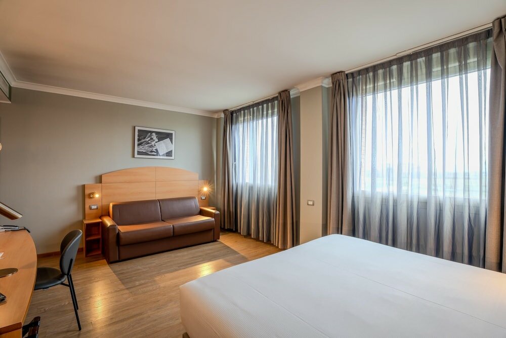 Фото Tulip Inn Turin West