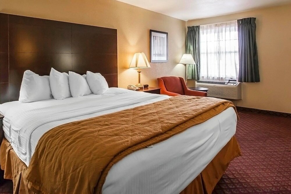 Фото Quality Inn & Suites Covington