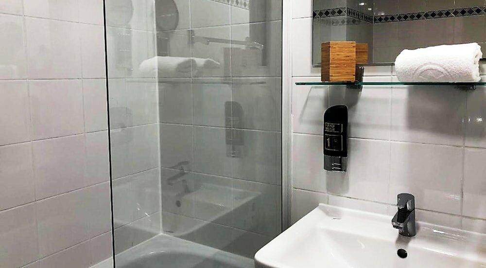 Фото Hotel Enziana Wien