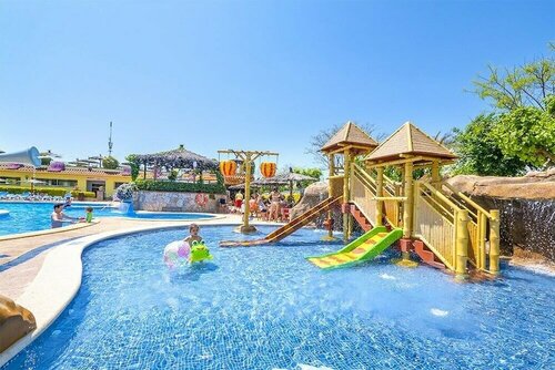 Кемпинг Camping La Masia в Бланесе