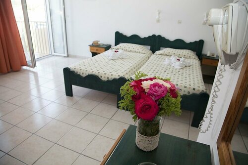Гостиница Hotel Athinoula в Кефалосе