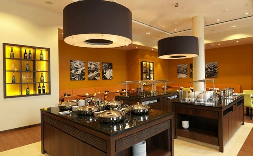 Гостиница Courtyard by Marriott Basel в Листале
