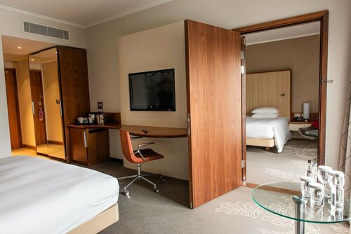 Гостиница Hilton London Heathrow Airport Terminal 5 в Графстве Беркшир