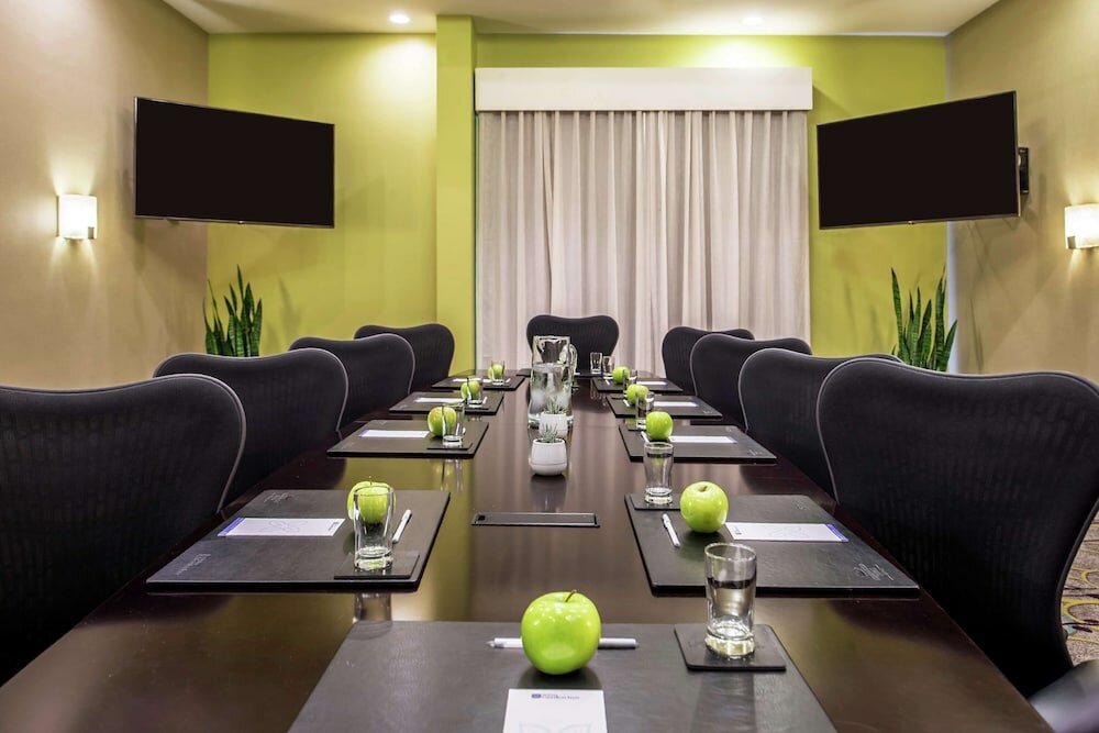 Фото Homewood Suites by Hilton Jacksonville Downtown-Southbank