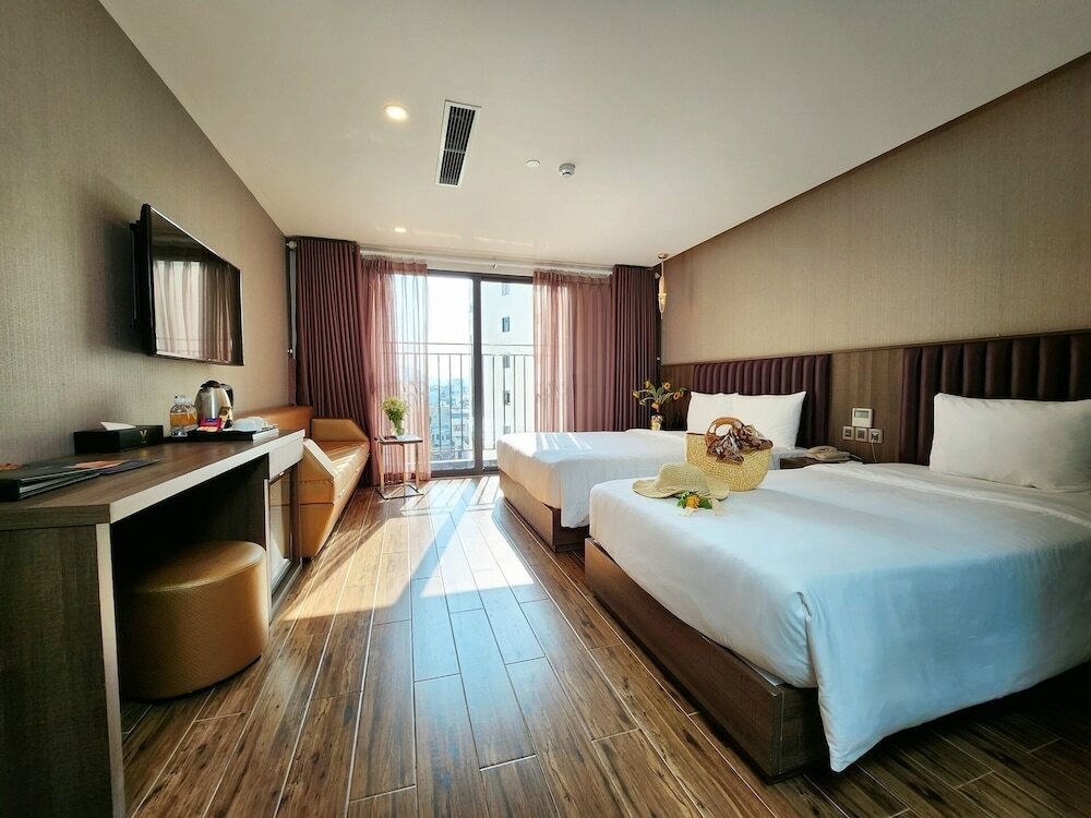 Фото V Hotel Nha Trang